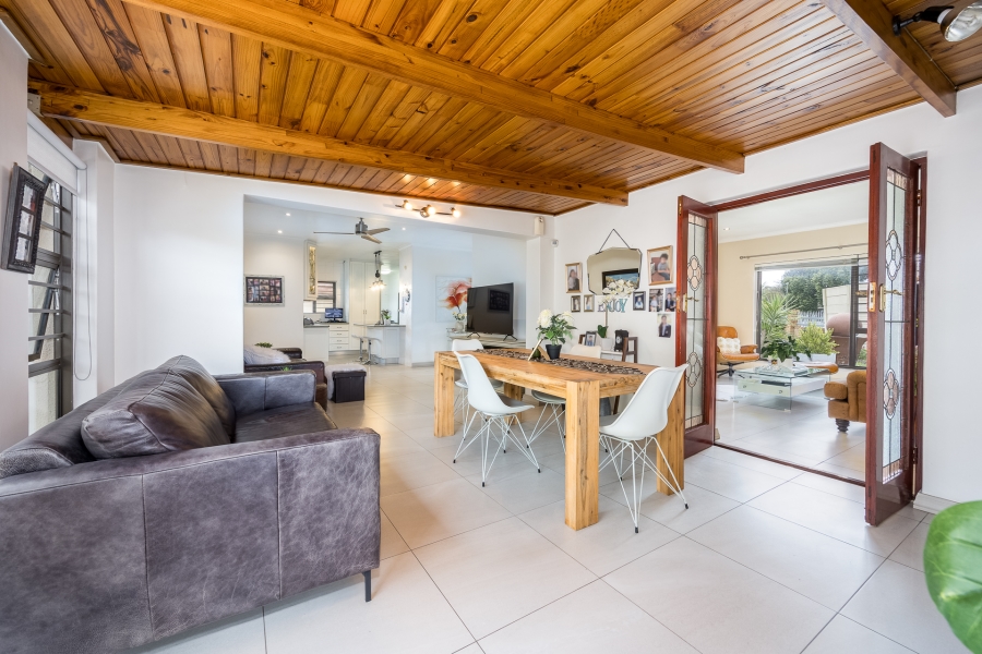 4 Bedroom Property for Sale in Soneike Western Cape